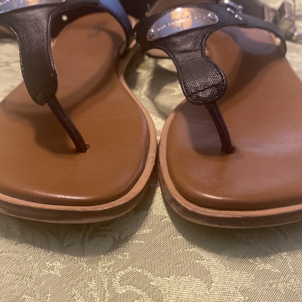 Michael Kors Set - Sandals & Belt - Black & Silver. 7.5 Sandal, Large Belt - Picture 6 of 12
